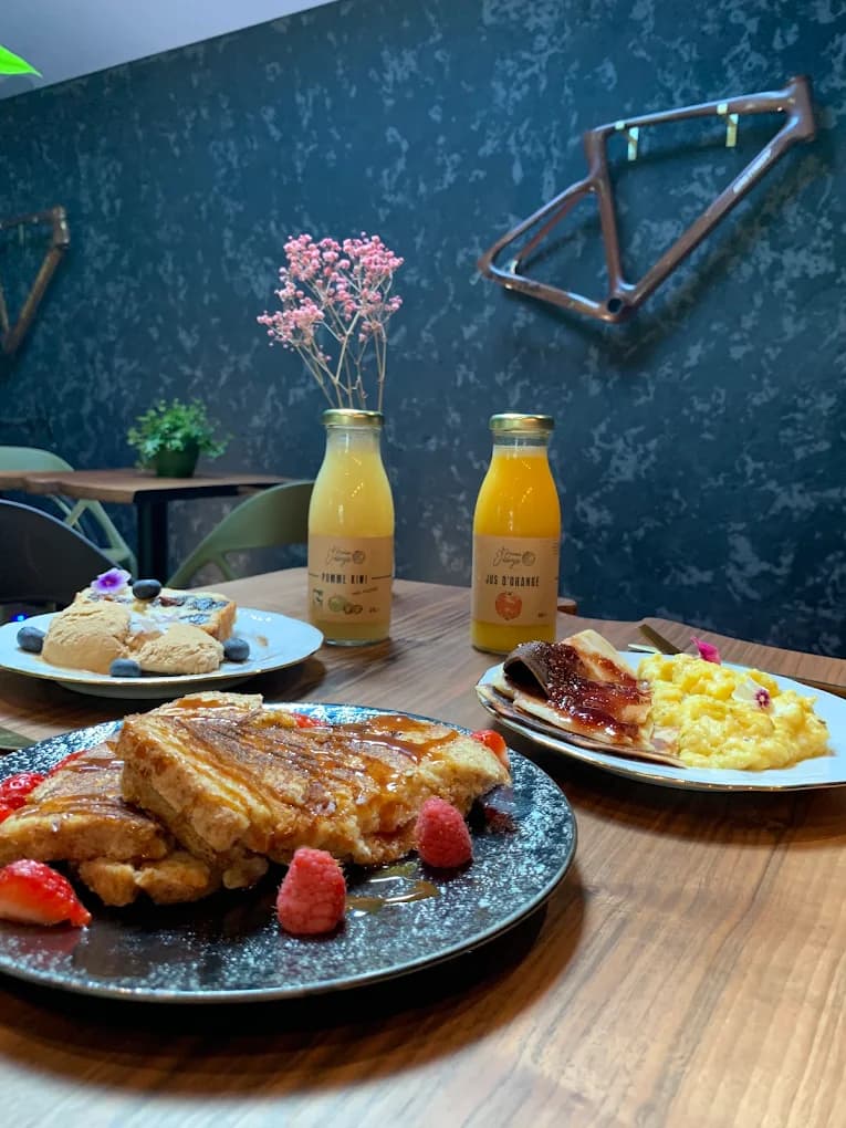 GASTA BRUNCH