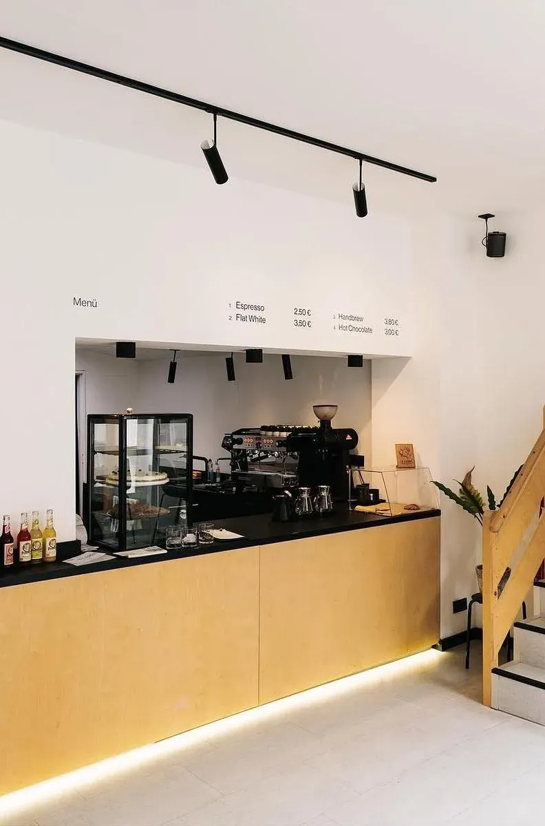 Halbstark Café & Roastery