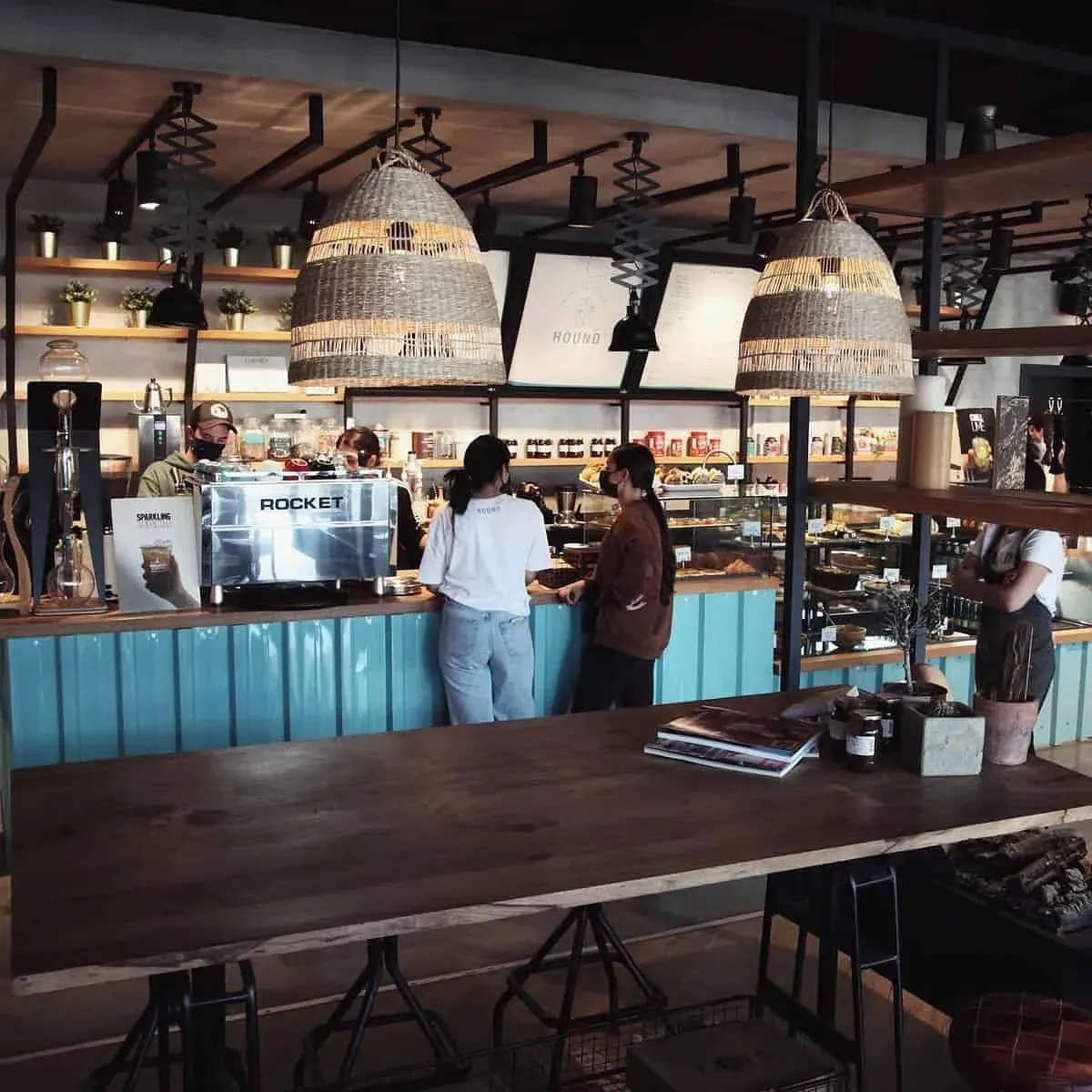 Hound Coffee&Eatery