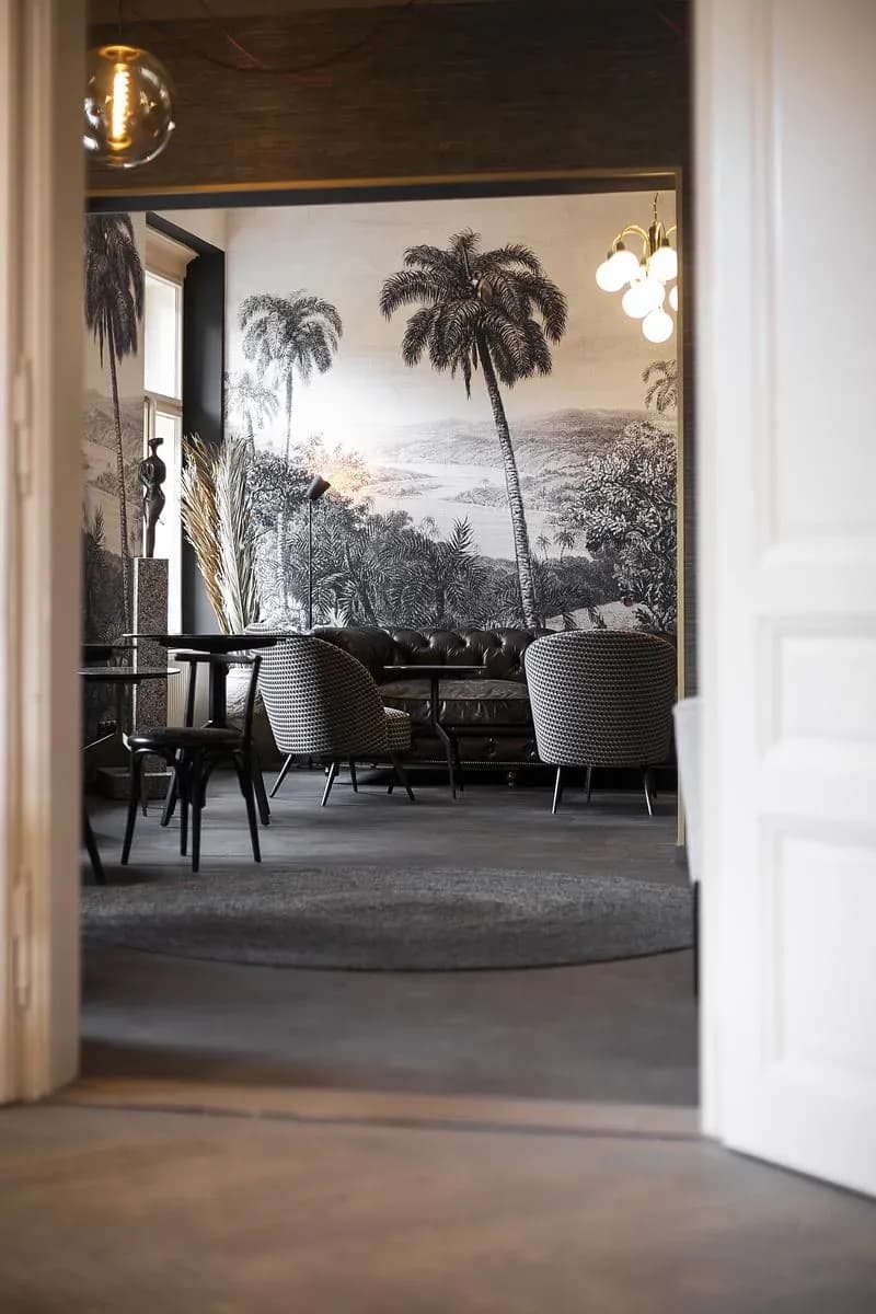 La Bohème Café