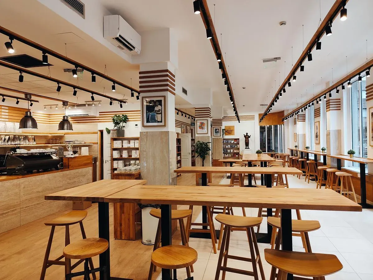 Madal Cafe