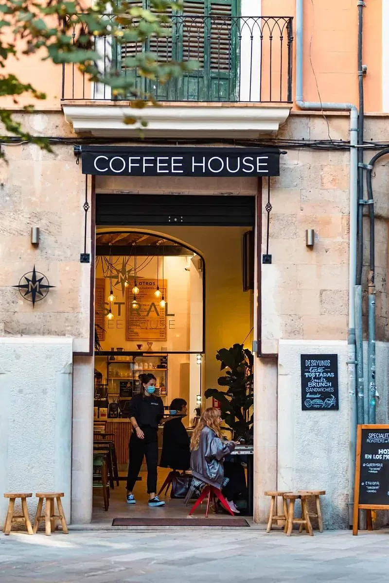 Mistral Coffee House