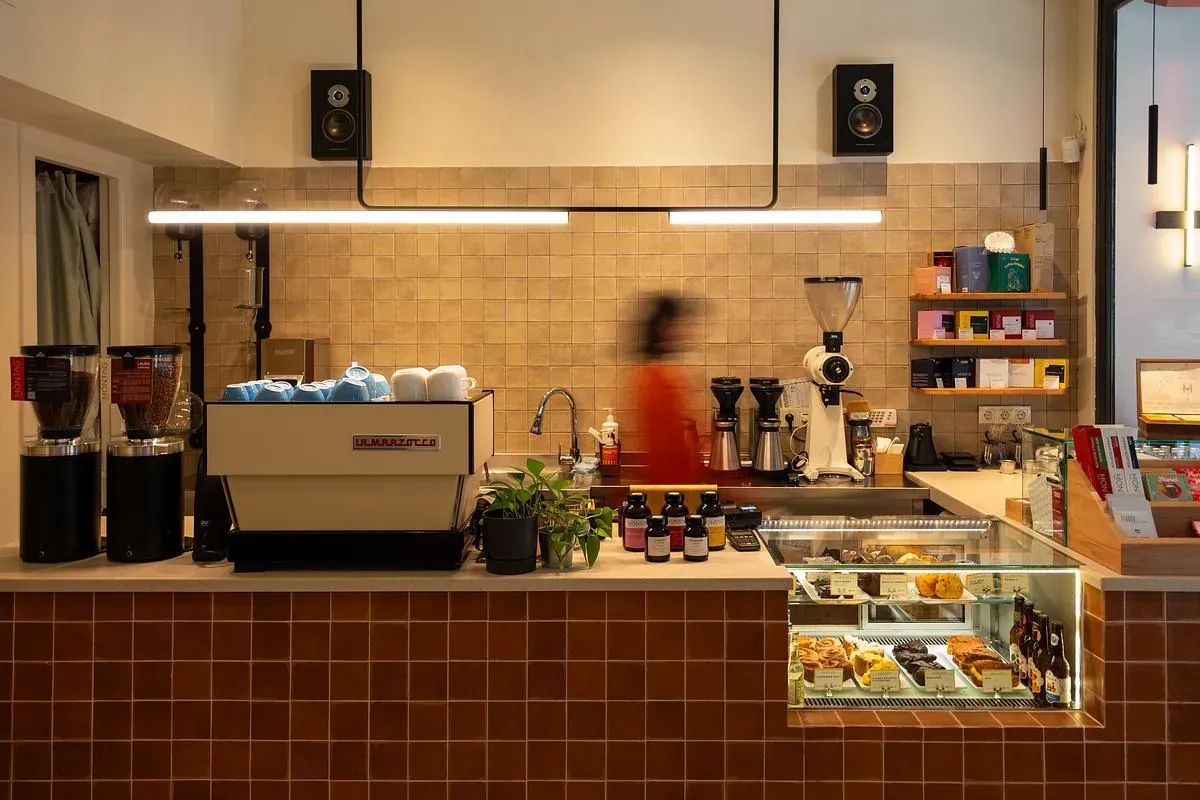 Montag Coffee Moda
