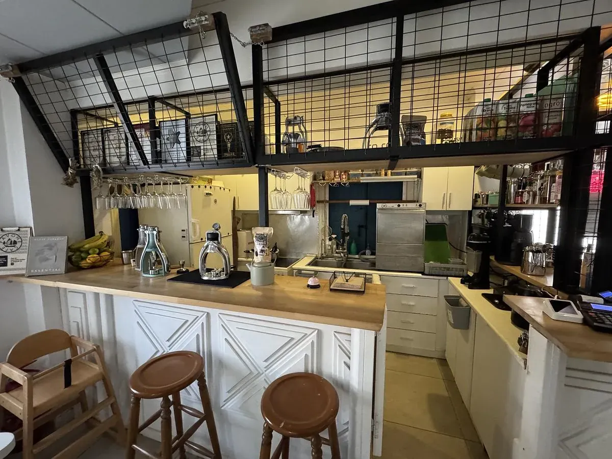 Pavone Cafe