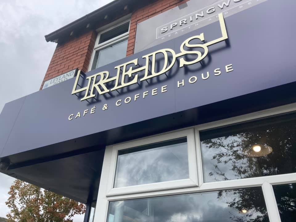 REDS Cafe