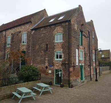 Reeds Coffee Shop
