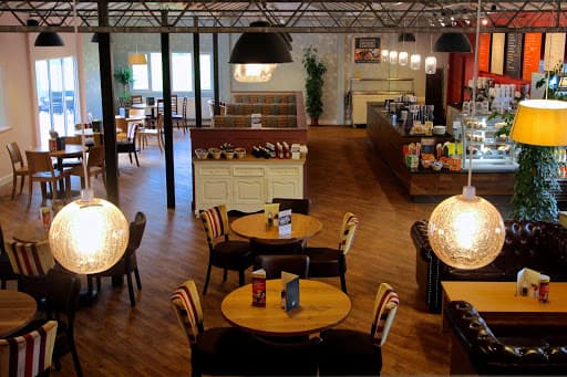 Wellingtons Cafe & Bistro
