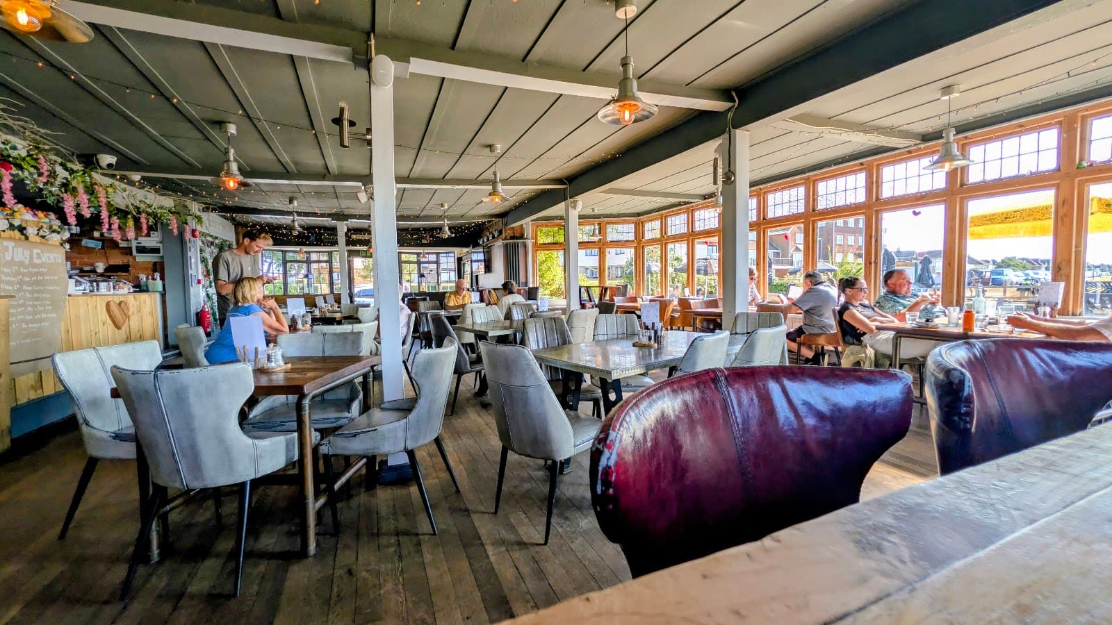 Beachcomber Cafe