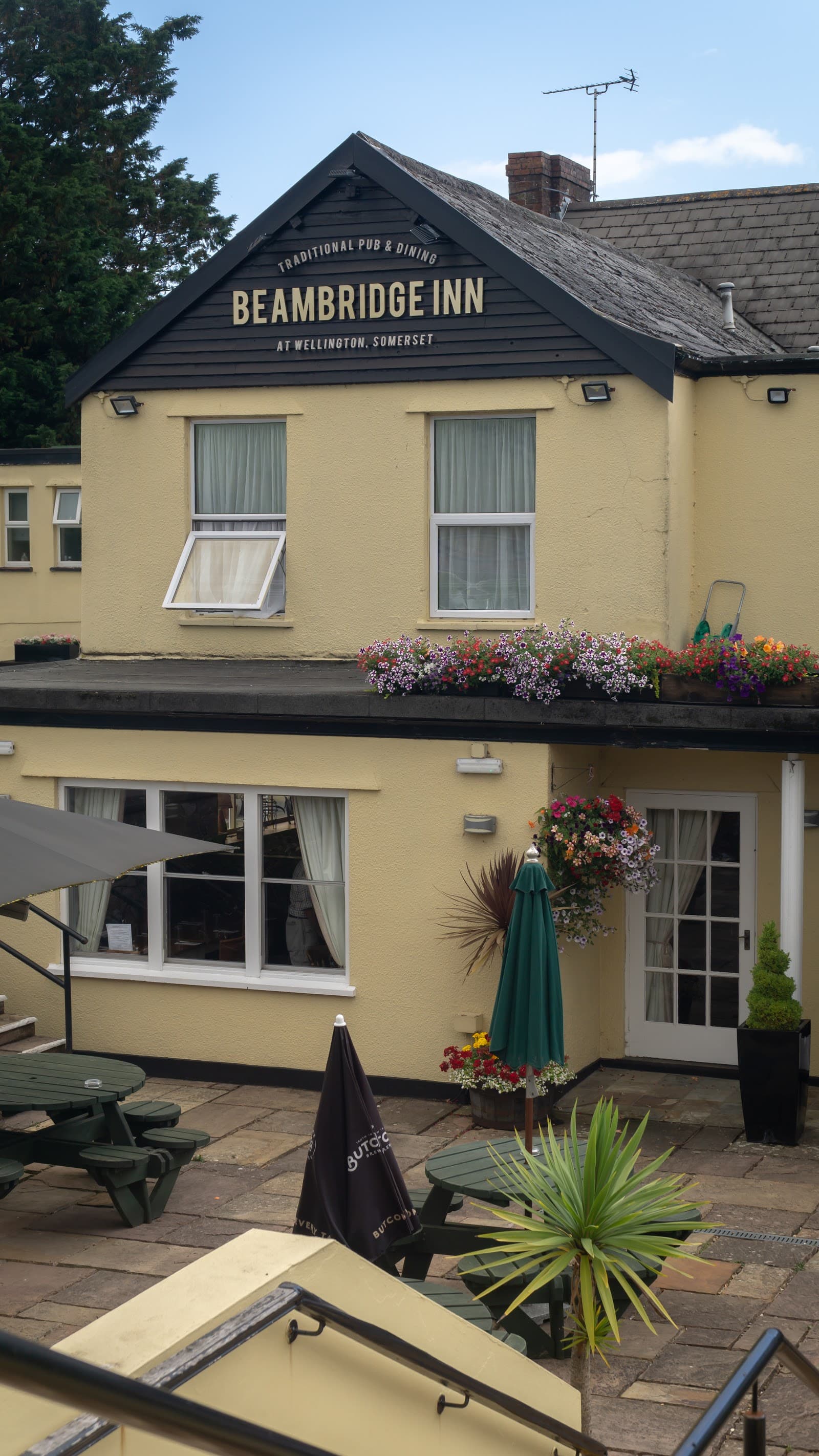Beambridge Inn