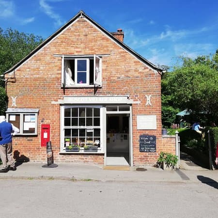 Buscot Village Shop & Tea Room