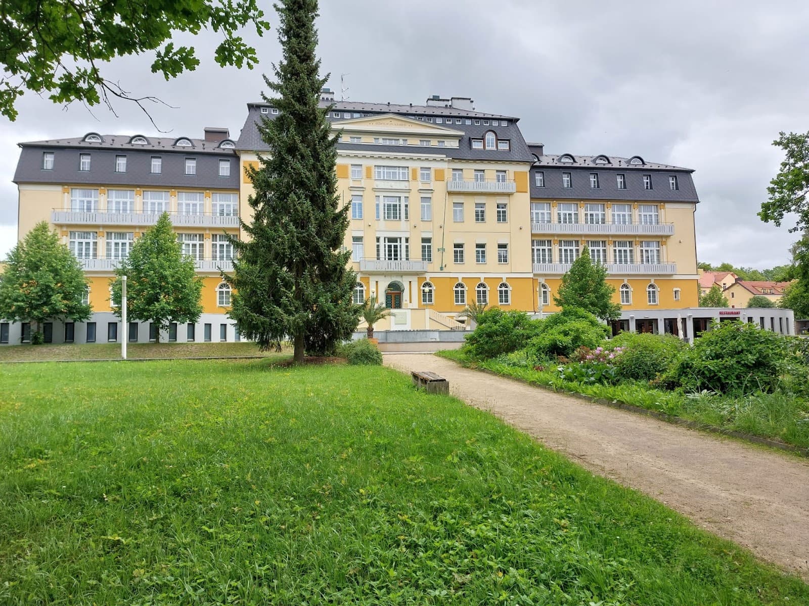 Harvey Spa Hotel