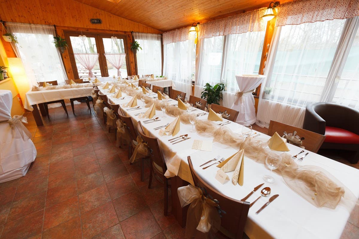 Labská Marína - restaurace