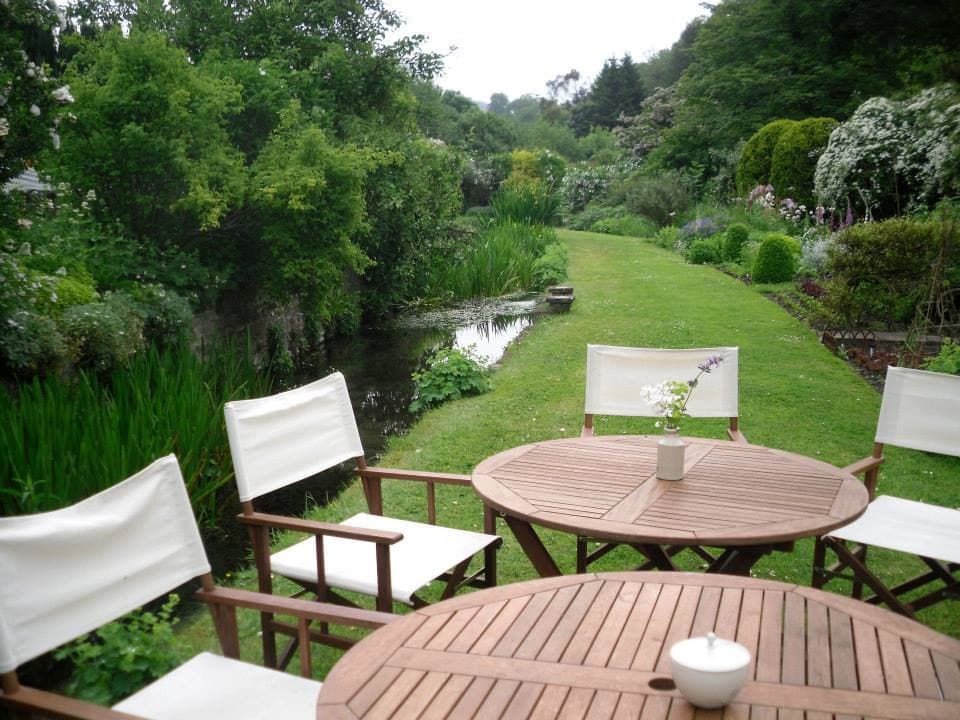 Little Bredy Walled Garden