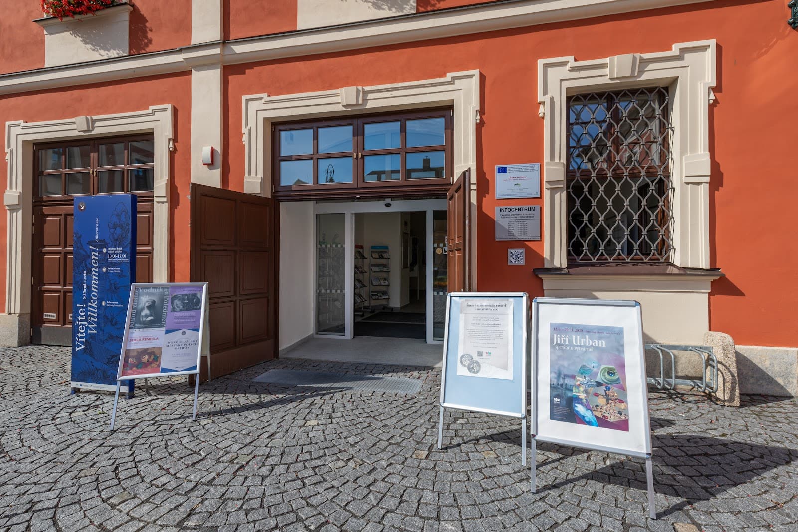 Ostrov - Infocentrum Na Zámku