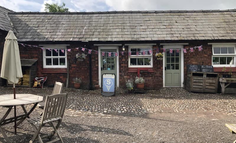 Riverside Organic Farm Cafe