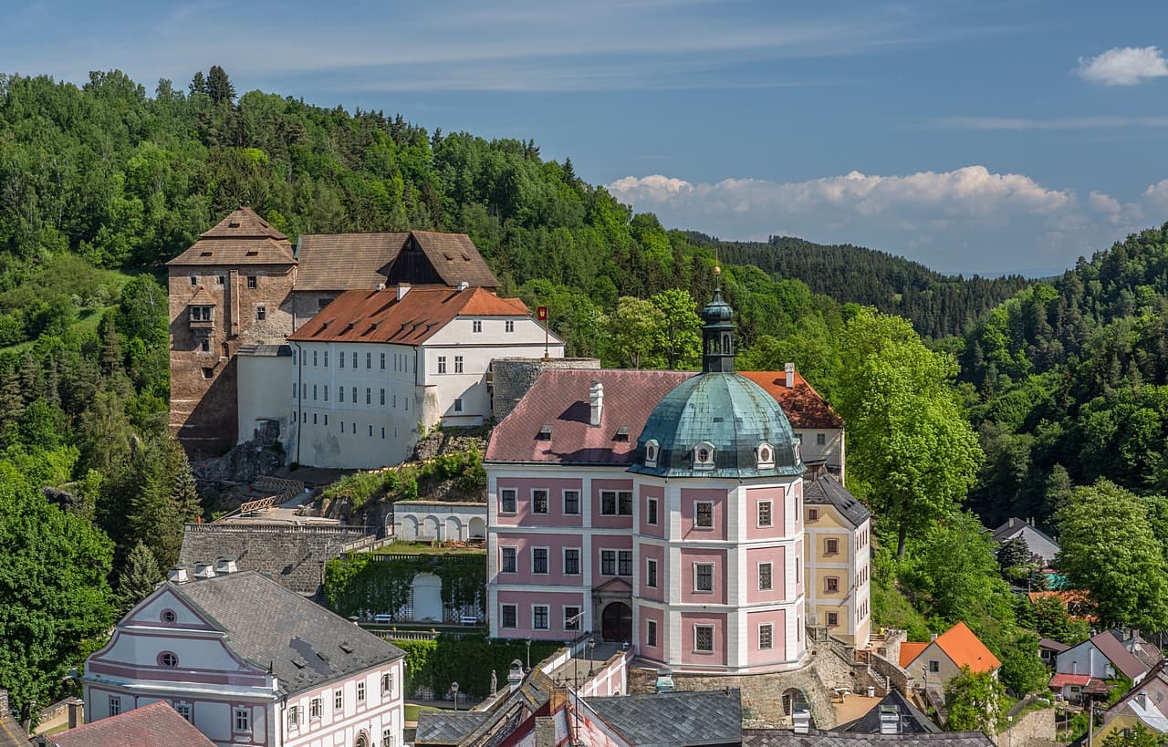 Státní hrad a zámek Bečov