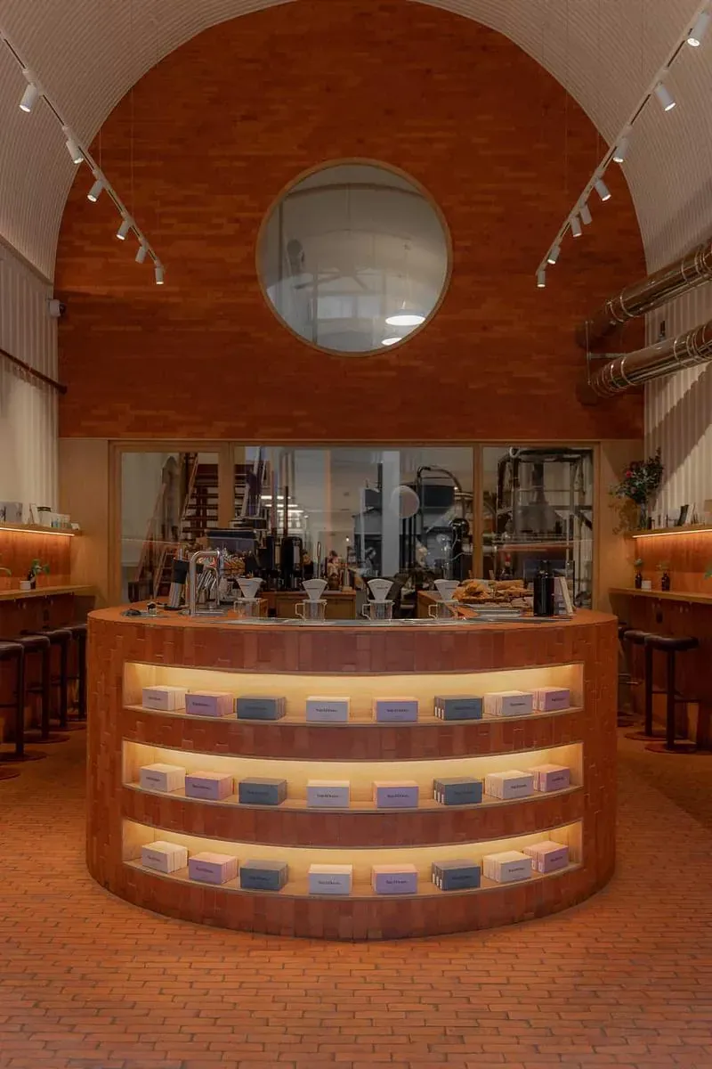 WatchHouse Roastery & Cafe