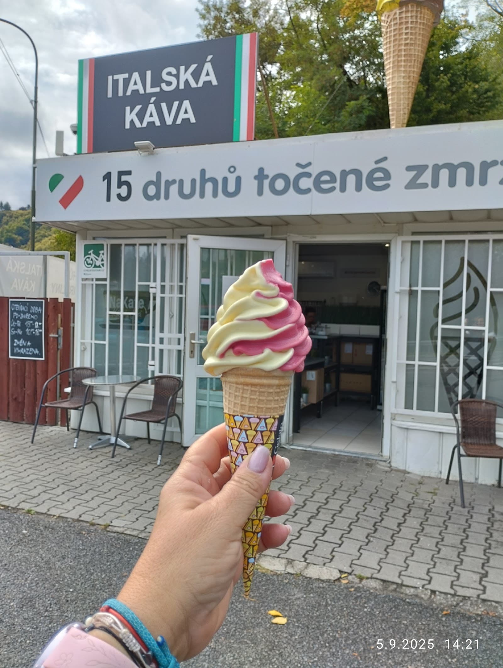 #milujemetočenou