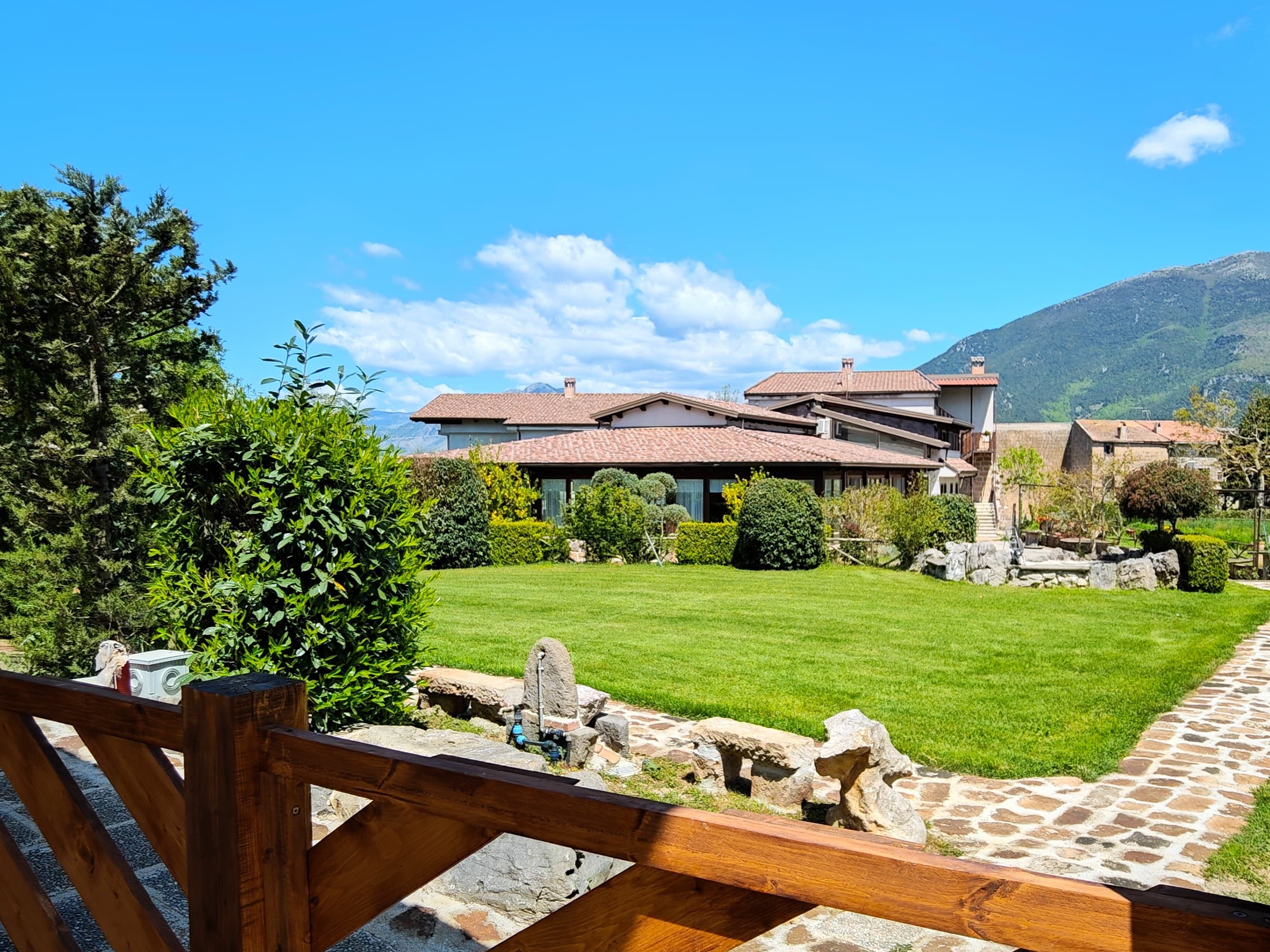 Borgo Patierno Agristor Country House