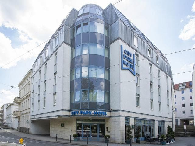 City Park Hotel