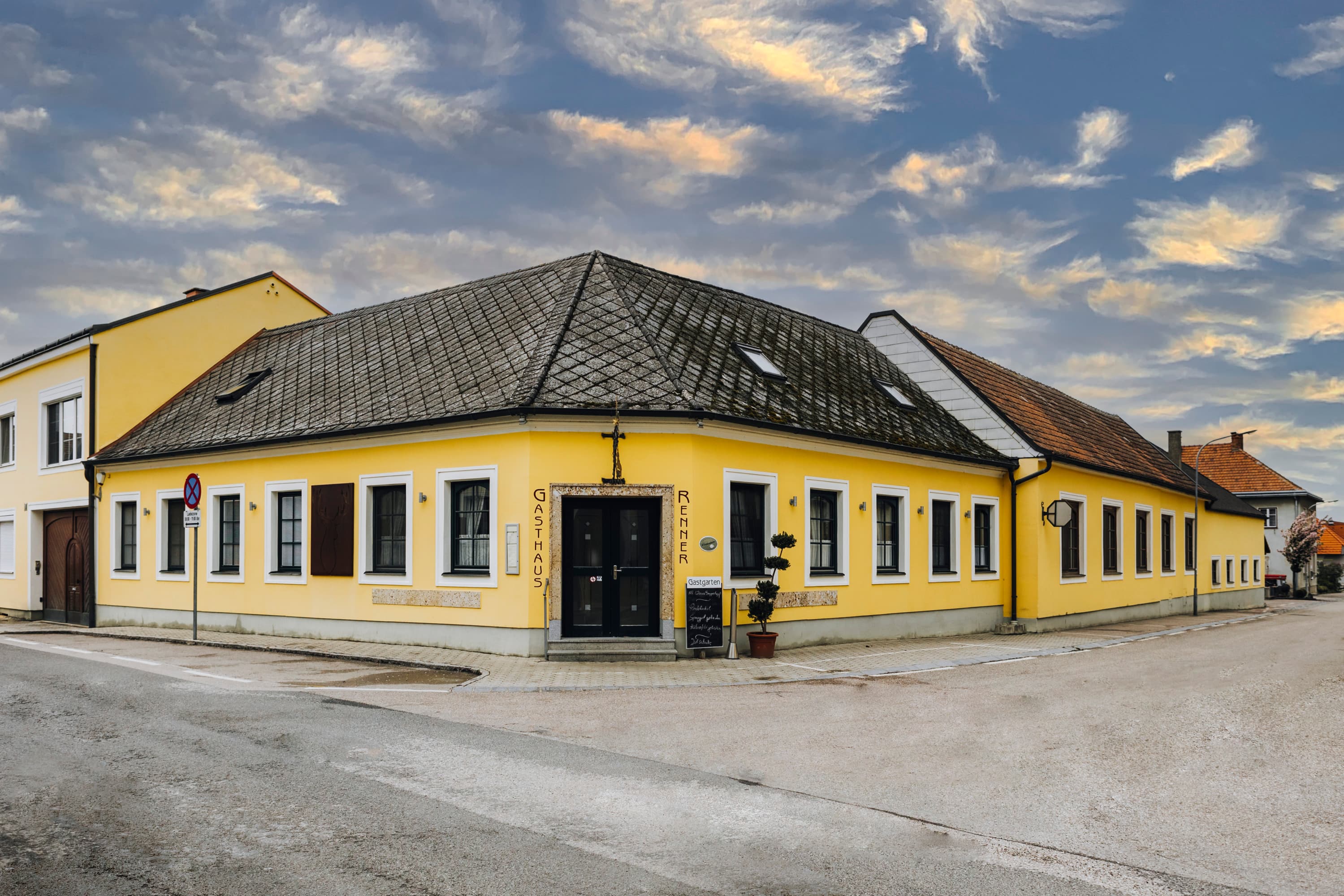 Gasthaus zum braunen Hirschen