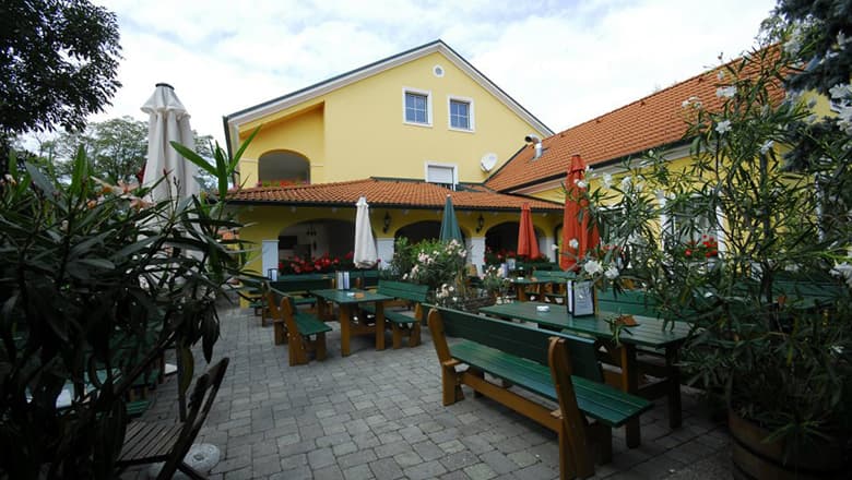 Heuriger Weingut Döller