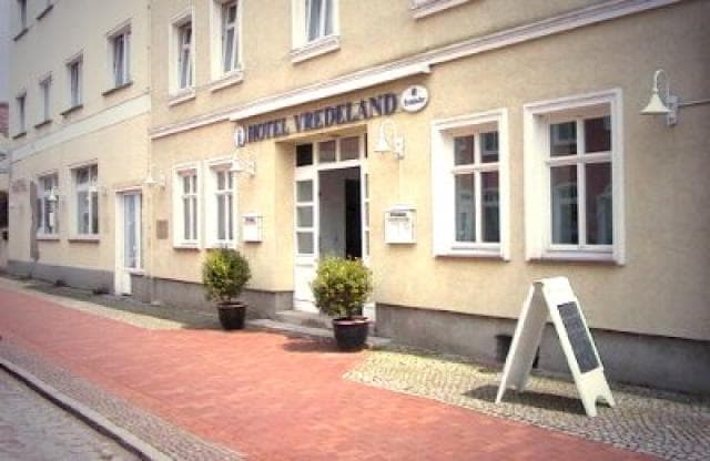 Hotel + Restaurant Vredeland