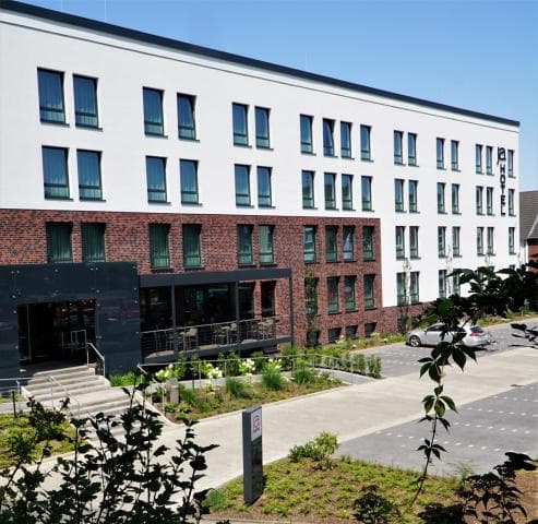 JaHotel