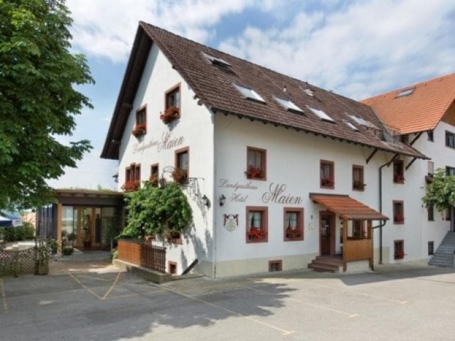 Landgasthaus-Hotel Maien