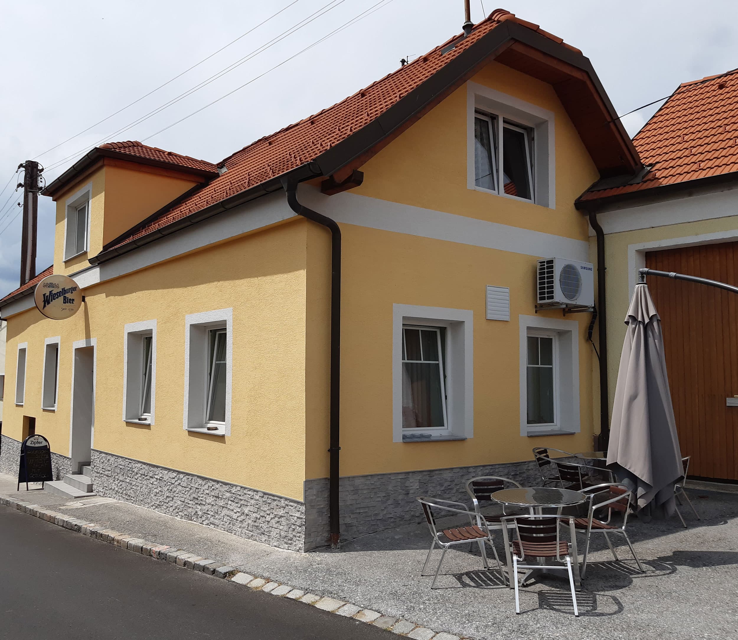 Landgasthaus Hundsheim