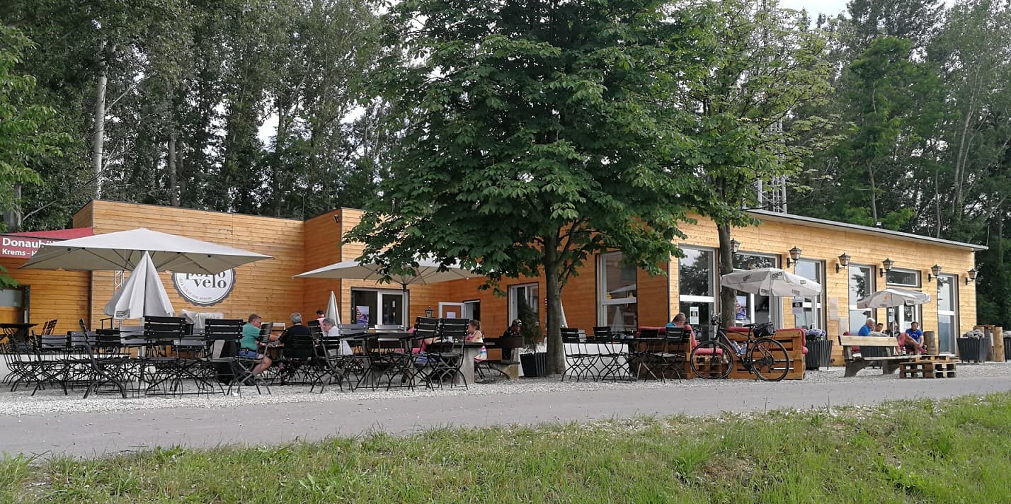 PortoVelo – das Lokal am Strom